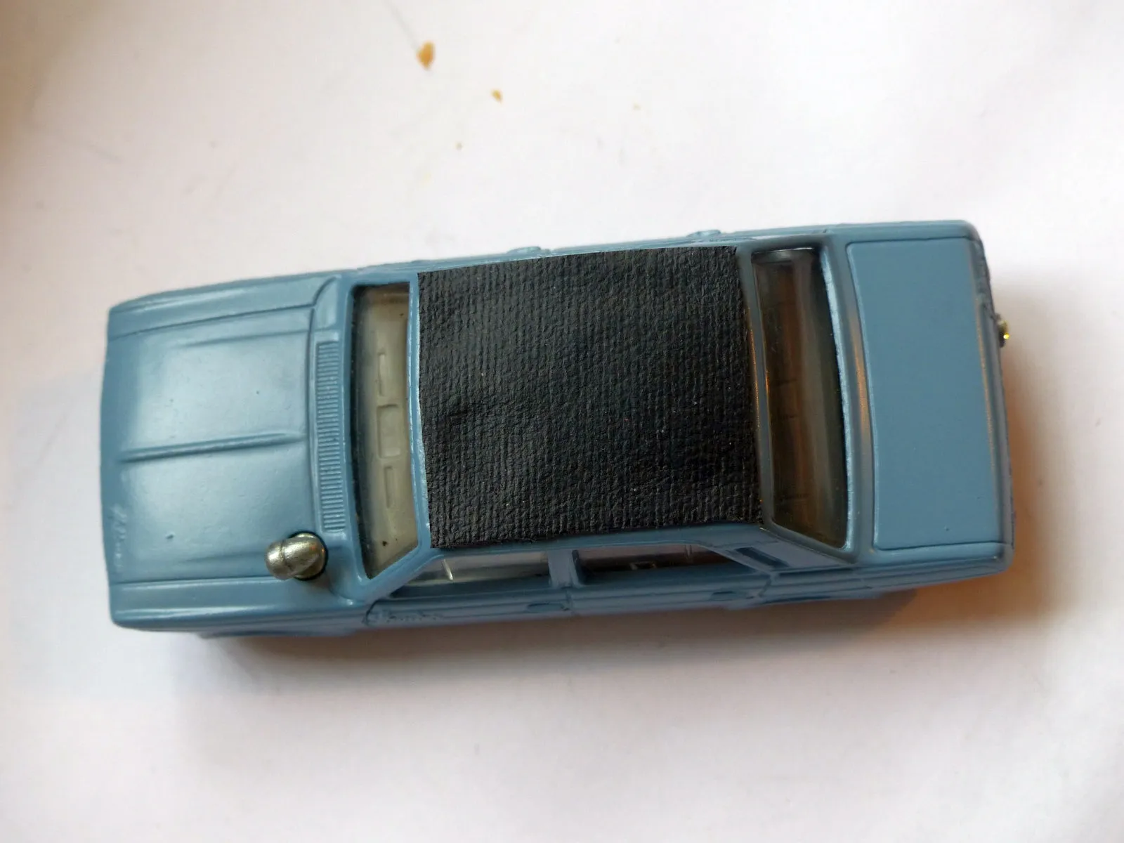 302 Hillman Hunter in grey (rebuilt)