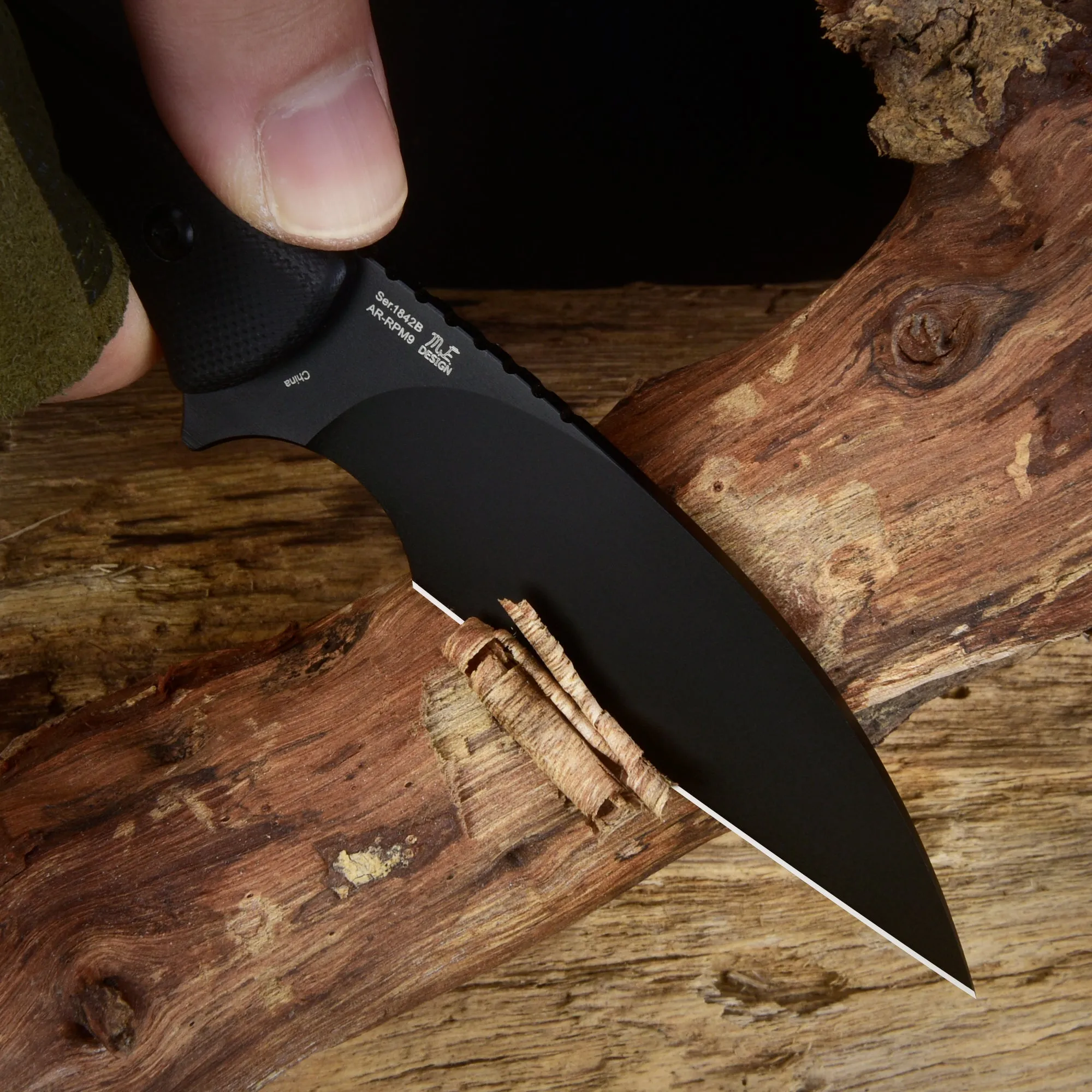 Artisan Cutlery Sea Snake ATZ-1842B AR-RPM9 Steel Black PVD Blade G10 Handle Folding Knives