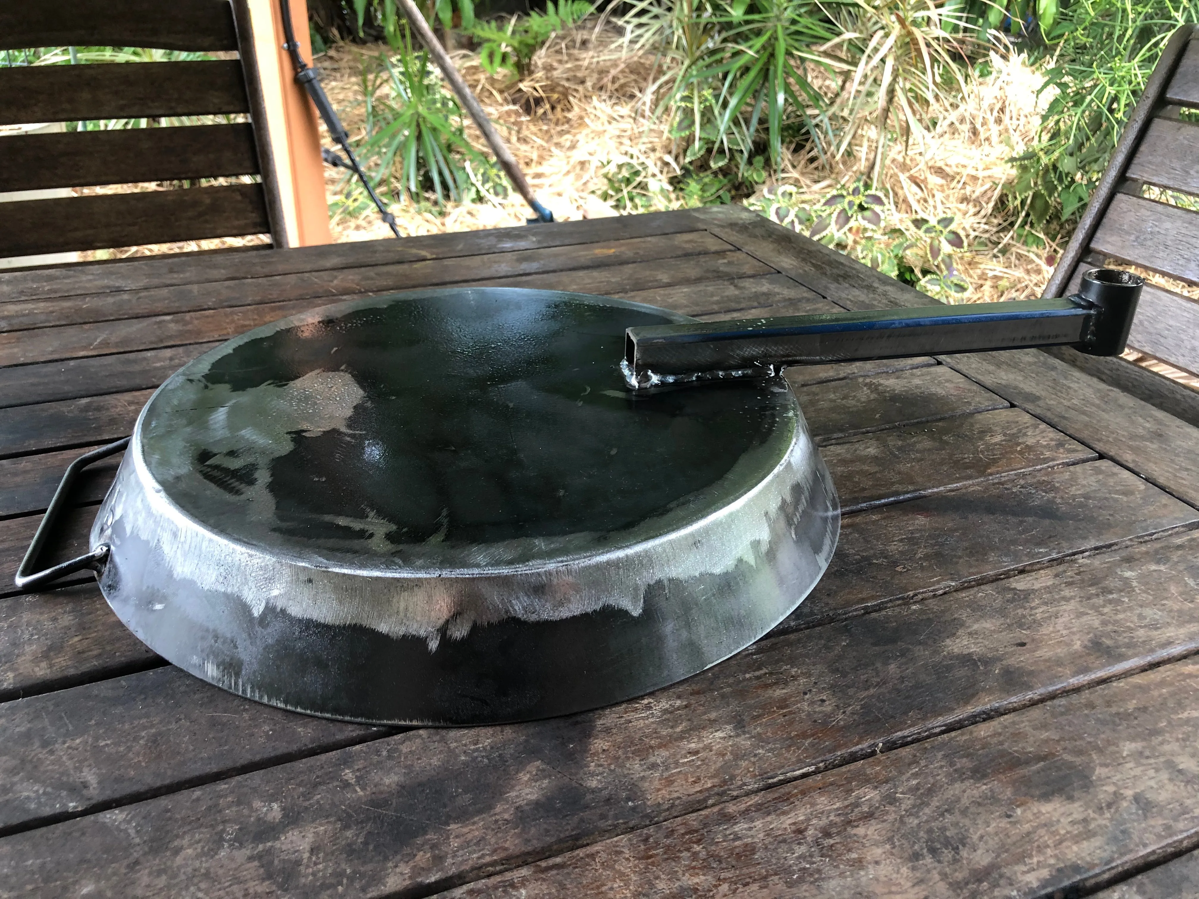BBQ Pan on an Arm