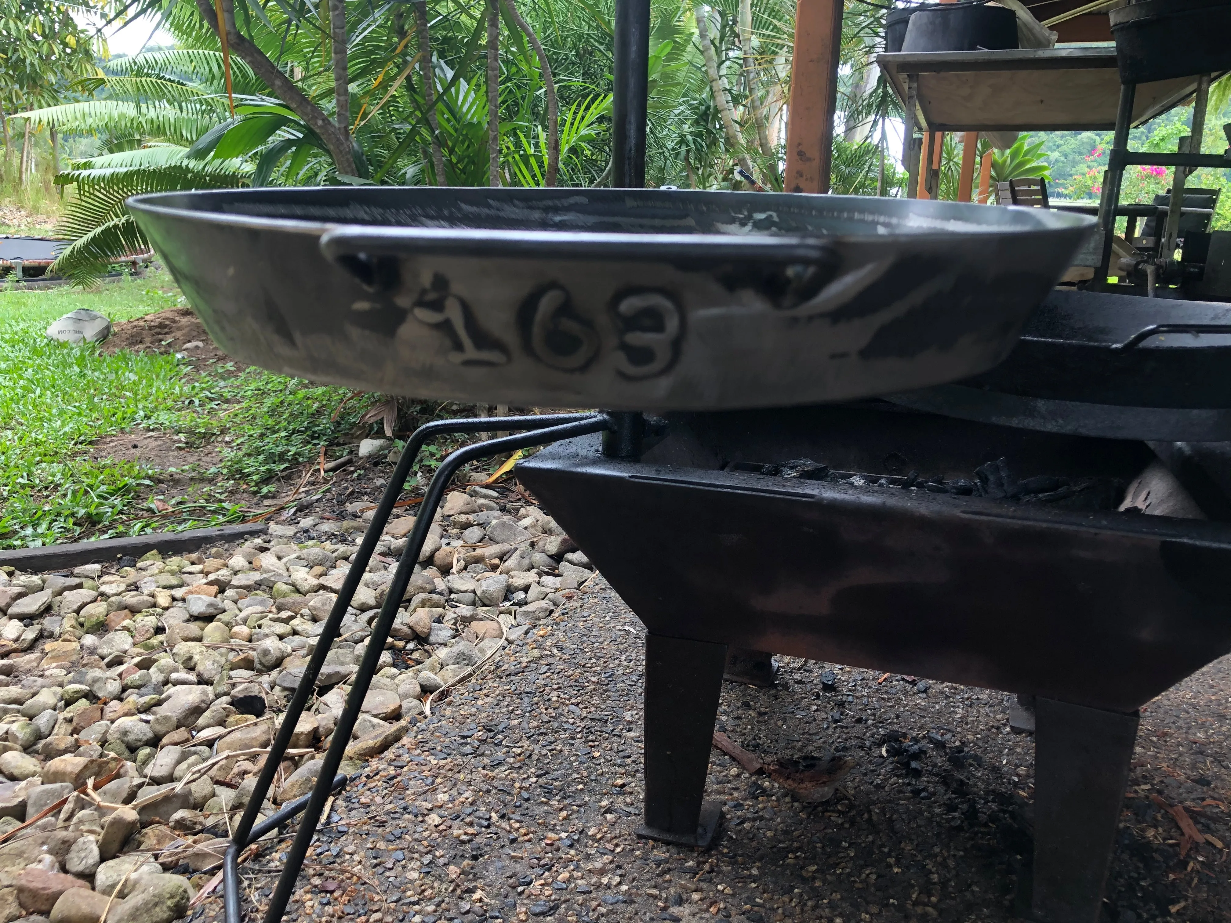 BBQ Pan on an Arm