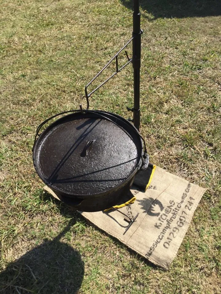 Kit for the Camp Oven