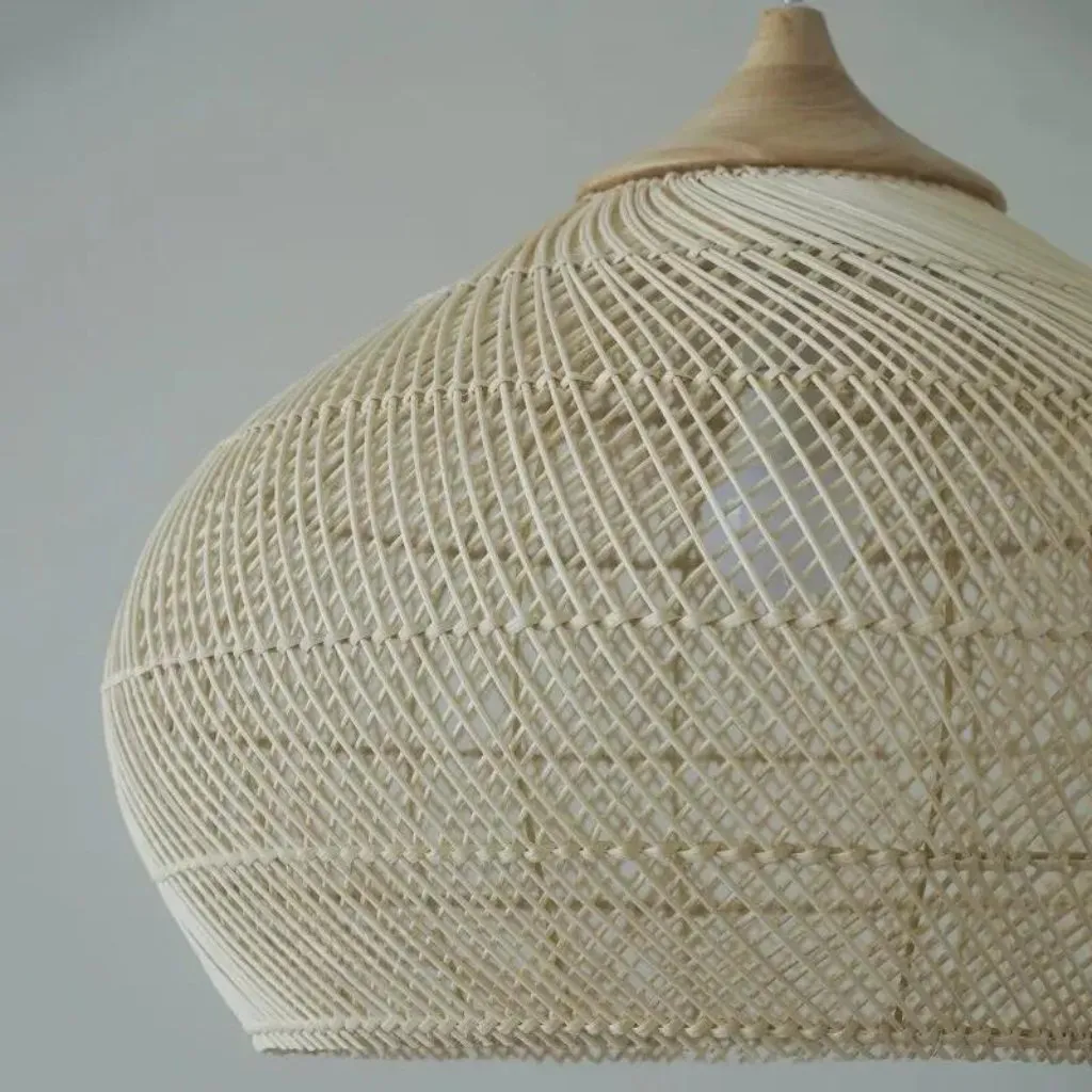 Lychnos Pendant Light