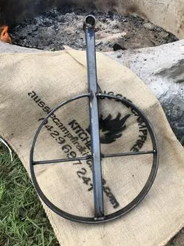 Swinging Grill, Cradle & BBQ Pan