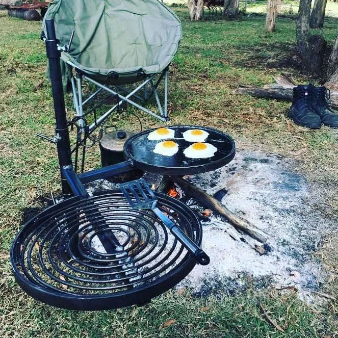 Swinging Hot Plate & Grill, BBQ Pan with Camp Oven Hook & Gloves